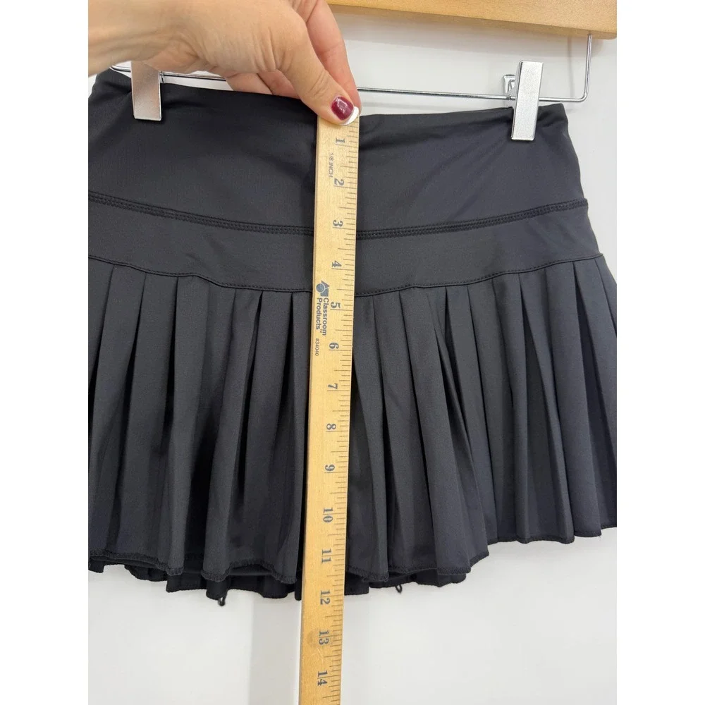Goldhinge pleated tennis